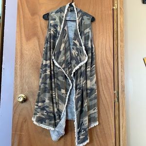 Plus size cardigan style camo sweater